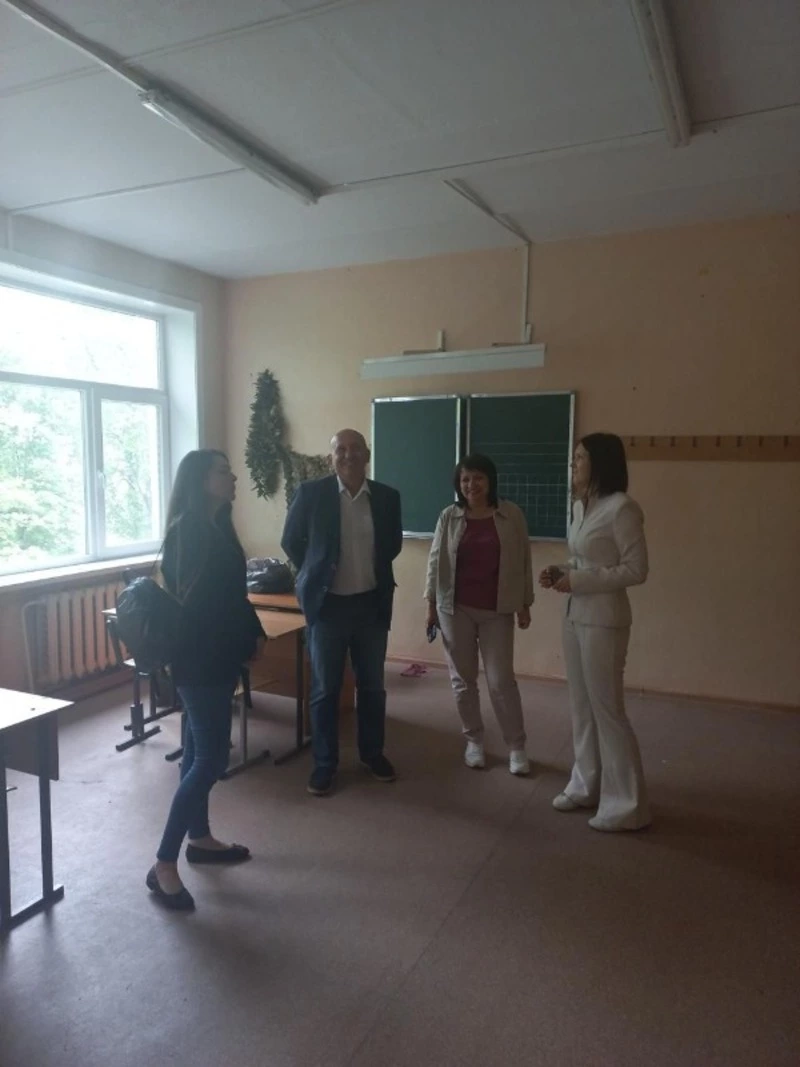 Депутат областной Думы и заместитель министра культуры региона посетили сельские дома культуры 