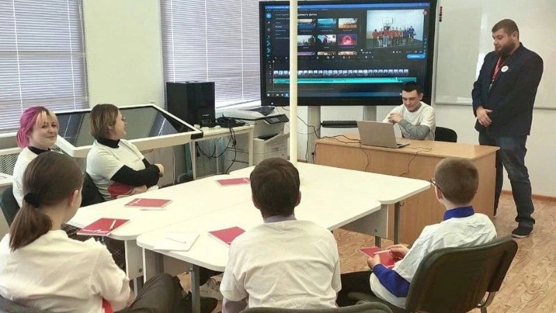 Смирныховском районе функционируют современные центры «Точка роста»