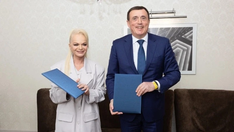 Сахалинская область будет сотрудничать с Музыкальной академией Ларисы Долиной 