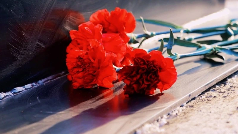 В Смирных состоялось торжественное открытие «Аллеи Славы»