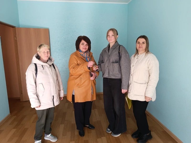 Мэр Смирныховского района вручила ключи от квартиры🏡
