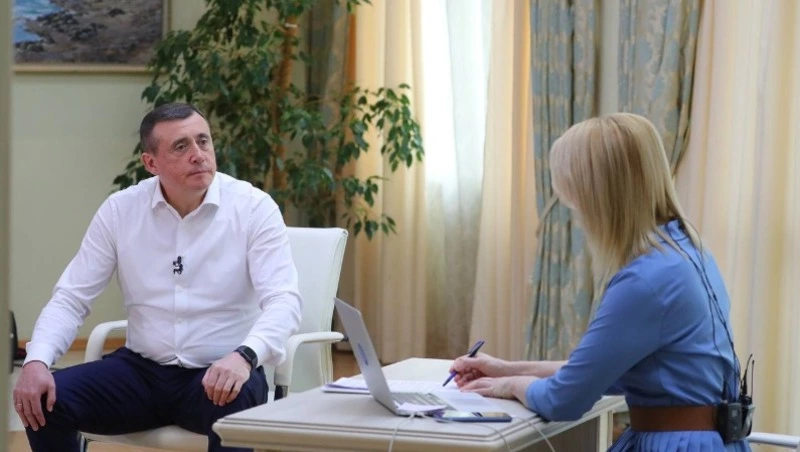 Итоги прямой линии губернатора Сахалинской области Валерия Лимаренко