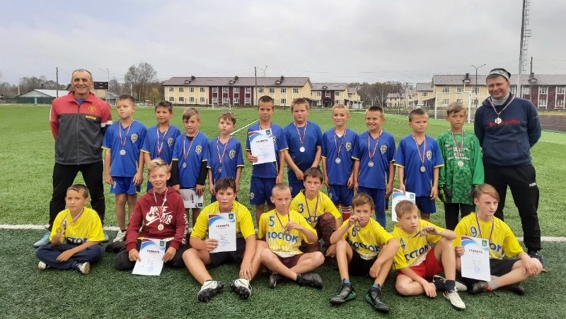 На стадионе «Олимп», 30 сентября прошел турнир по футболу «Золотая осень». 