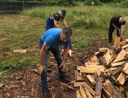В Смирныховском районе продолжается поддержка семей участников СВО