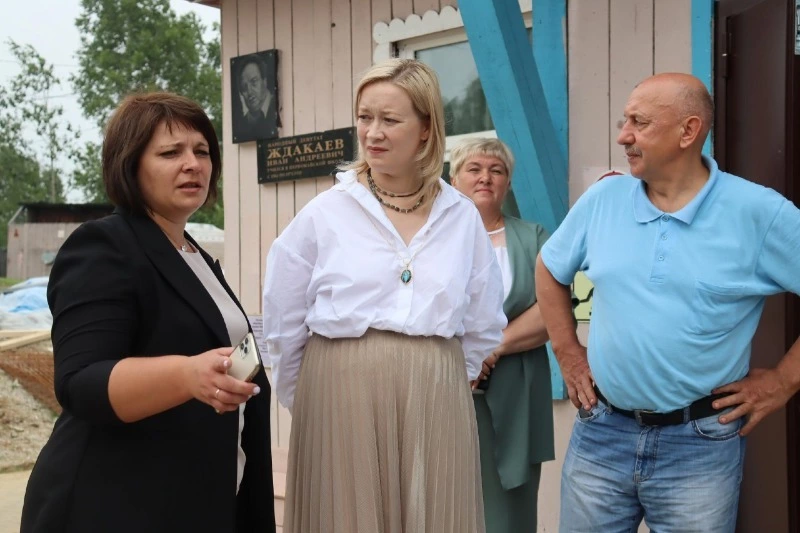 Мониторинг хода капитального ремонта школы с. Первомайск  