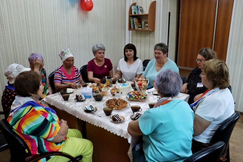 Центр общения для старшего поколения открылся в Смирных
