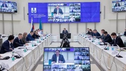 Валерий Лимаренко поручил отремонтировать в этом году более 1100 дворов на Сахалине