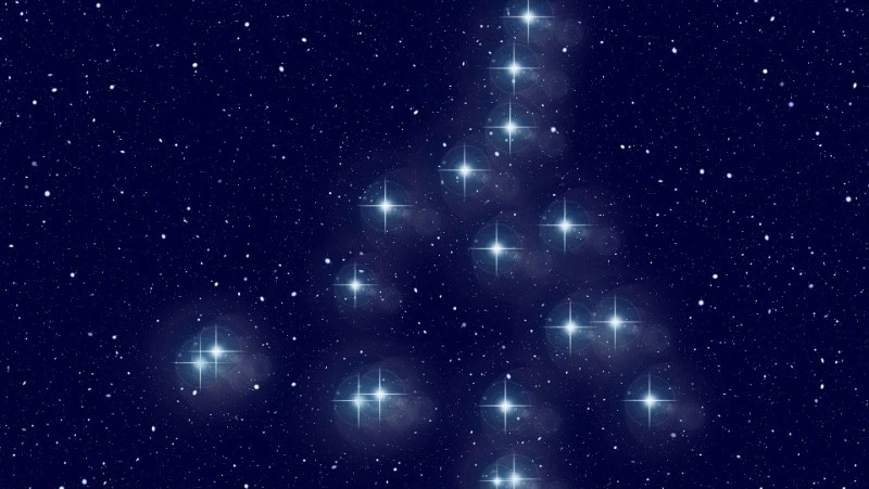 Очарование Стрельцов и трудности Скорпионов: подробный гороскоп на 24 июня 2024 года